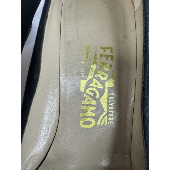 Vintage Salvatore Ferragamo Womans Black Suede Pumps Size 8B Kitten Block Heels - Picture 3 of 11